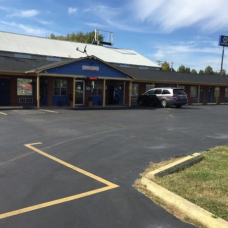 Economy Inn St. James Bagian luar foto