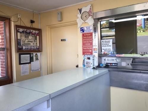 Economy Inn St. James Bagian luar foto