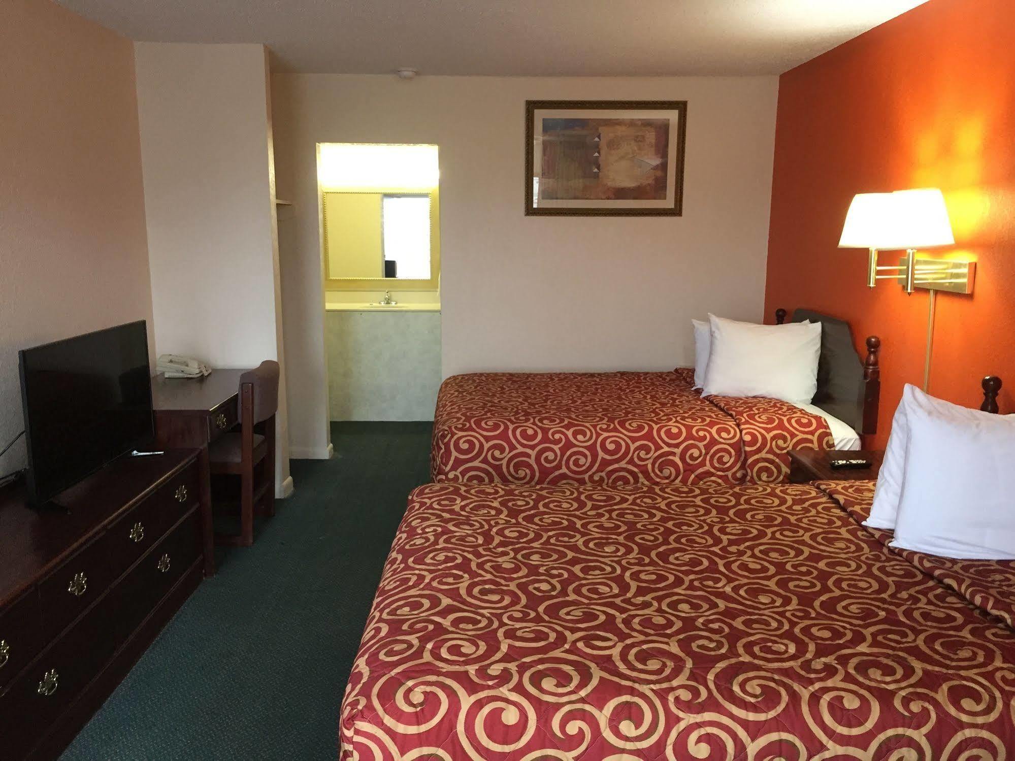 Economy Inn St. James Bagian luar foto